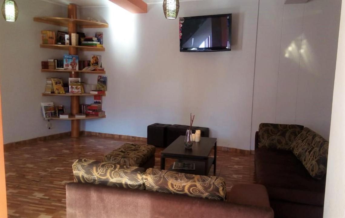Hostal Rodinn Gobernadora Esterno foto